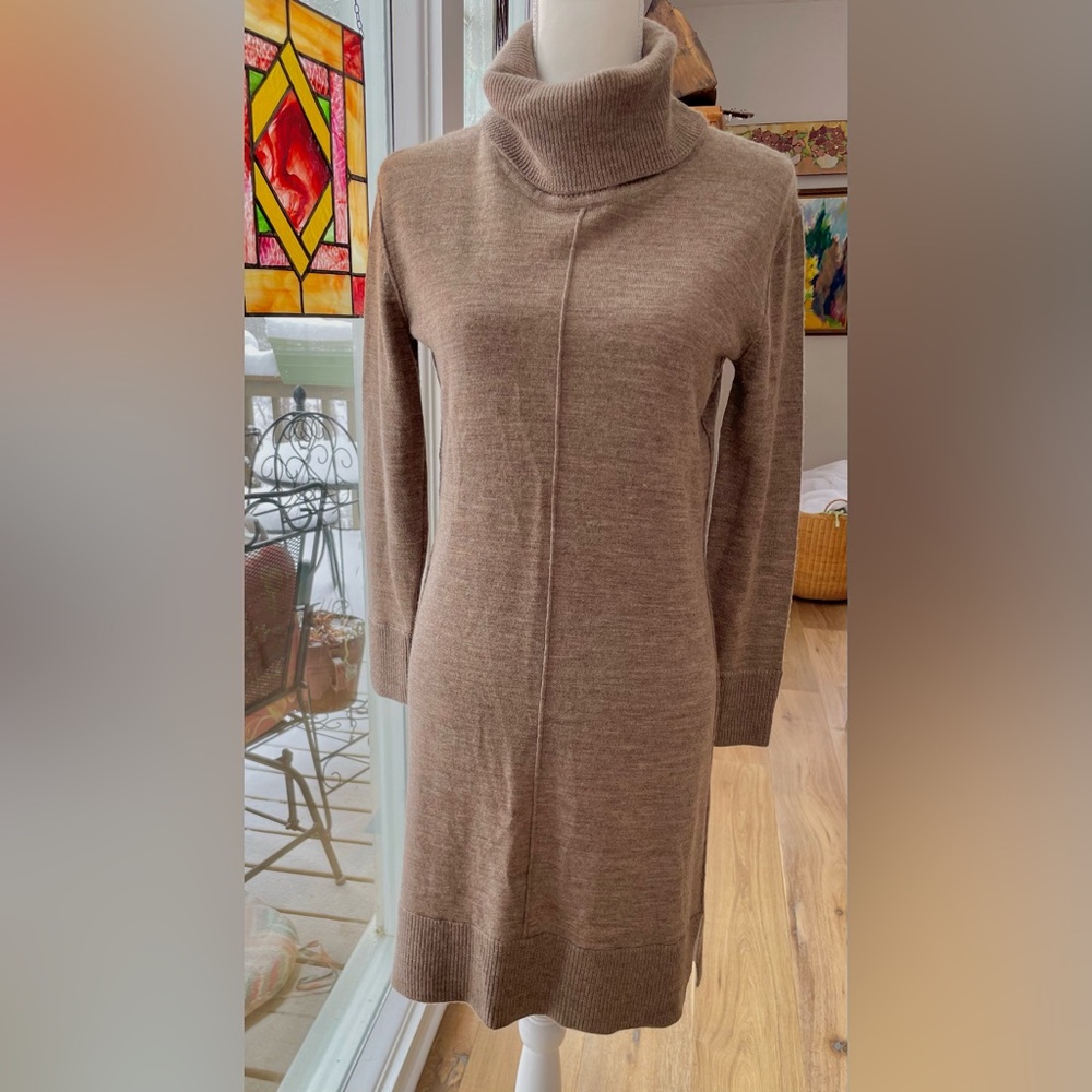 Cynthia Rowley 100% Merino Wool Sweater Dress Sz Small see deacription
